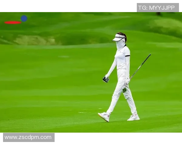 李丽独家分享飞盘技巧与心得助你轻松掌握这项运动的乐趣与魅力 李丽独家分享飞盘技巧与心得助你轻松掌握这项运动的乐趣与魅力