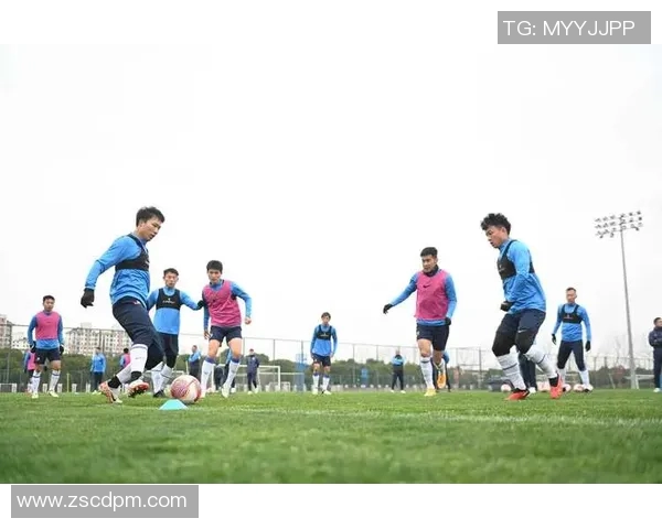 科学足球战术训练方法探究与实践提升球队竞技水平的有效途径