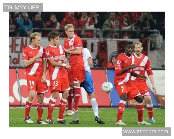 奥厄与帕德伯恩激战正酣谁能在这场较量中笑到最后