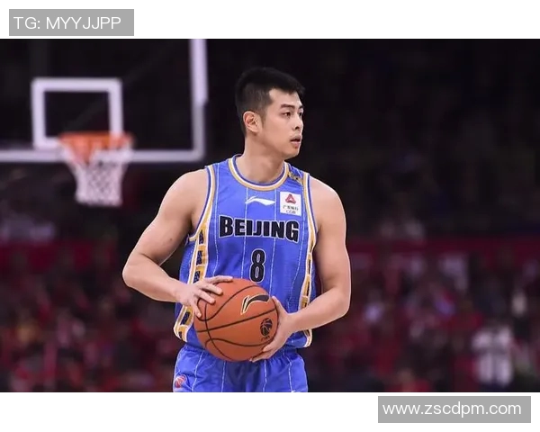 方硕的篮球之路：从青涩少年到职业赛场的奋斗与荣耀