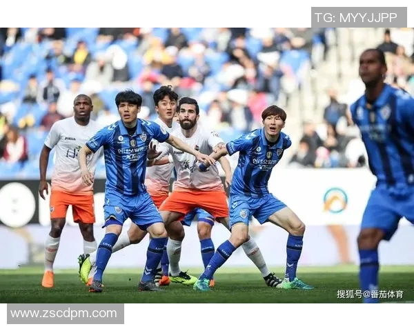 江原FC与蔚山现代激战正酣谁能在这场对决中笑到最后