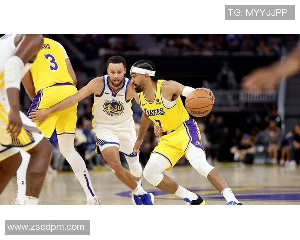 勇士与湖人激战2015年11月24日精彩回顾与赛后分析